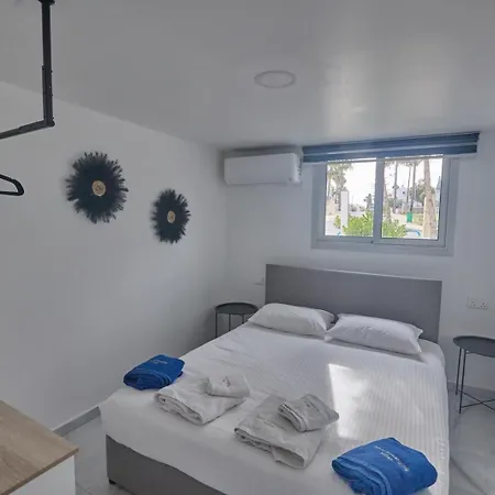 Gold Emerging Villas Ltd Apart 1 Ayia Napa Exterior photo