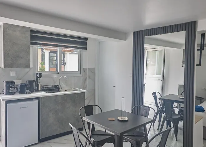 Gold Emerging Villas Ltd Apart 1